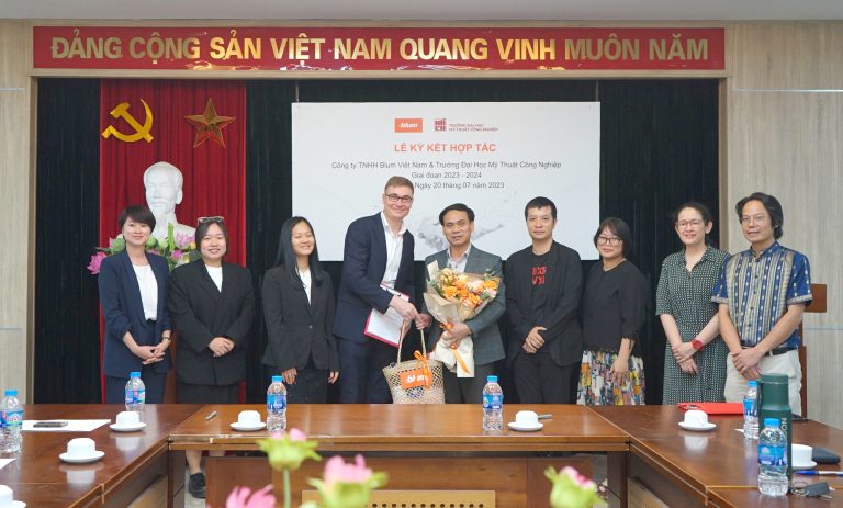 Lễ ký kết hợp tác với công ty TNHH Blum Việt Nam