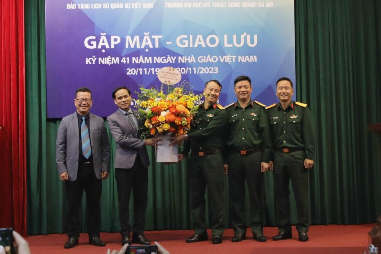 Bảo tàng Lịch sử Quân sự Việt Nam tổ chức buổi giao lưu – gặp mặt kỷ niệm ngày Ngày nhà giáo Việt Nam